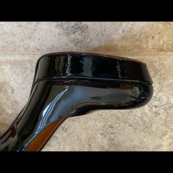❌❌❌ SOLD ❌❌❌GUCCI BETTY Black patent leather platform pumps EUC size 8/38 - Picture 8 of 12